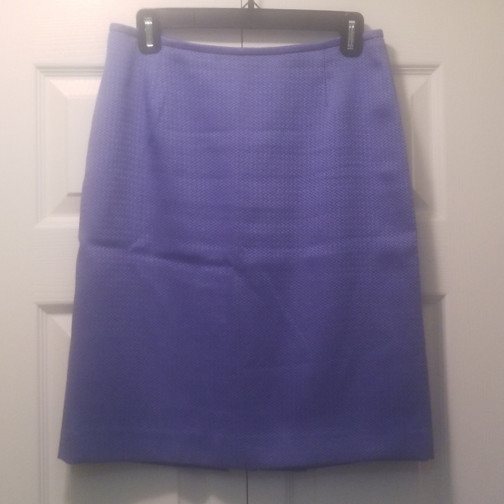 Lilac purple Tahari pencil skirt 4P